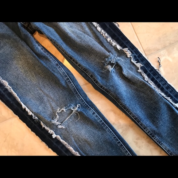 New Zara distressed jeans 2 - Picture 4 of 8